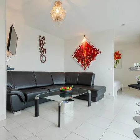 Les Flots Bleu By Interhome