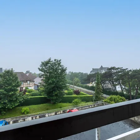 Les Flots Bleus-10 By Interhome *