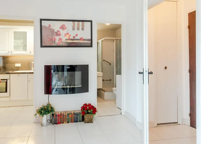 Les Flots Bleus-10 By Interhome Apartment