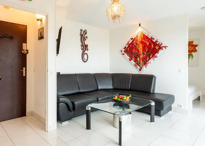 Apartment Les Flots Bleus-10 By Interhome